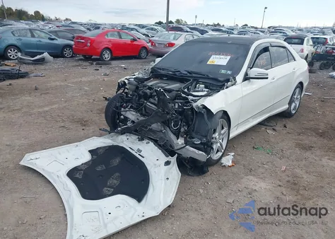 2011 Mercedes-Benz E 350 4Matic из США, поврежденный, VIN WDDHF8HB4BA384812